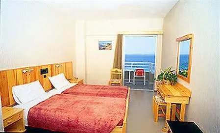 Barbara 3* Loutráki