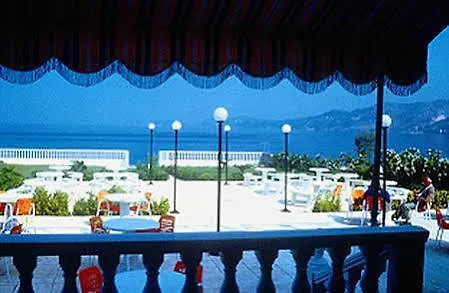 Barbara 3* לוטראקי